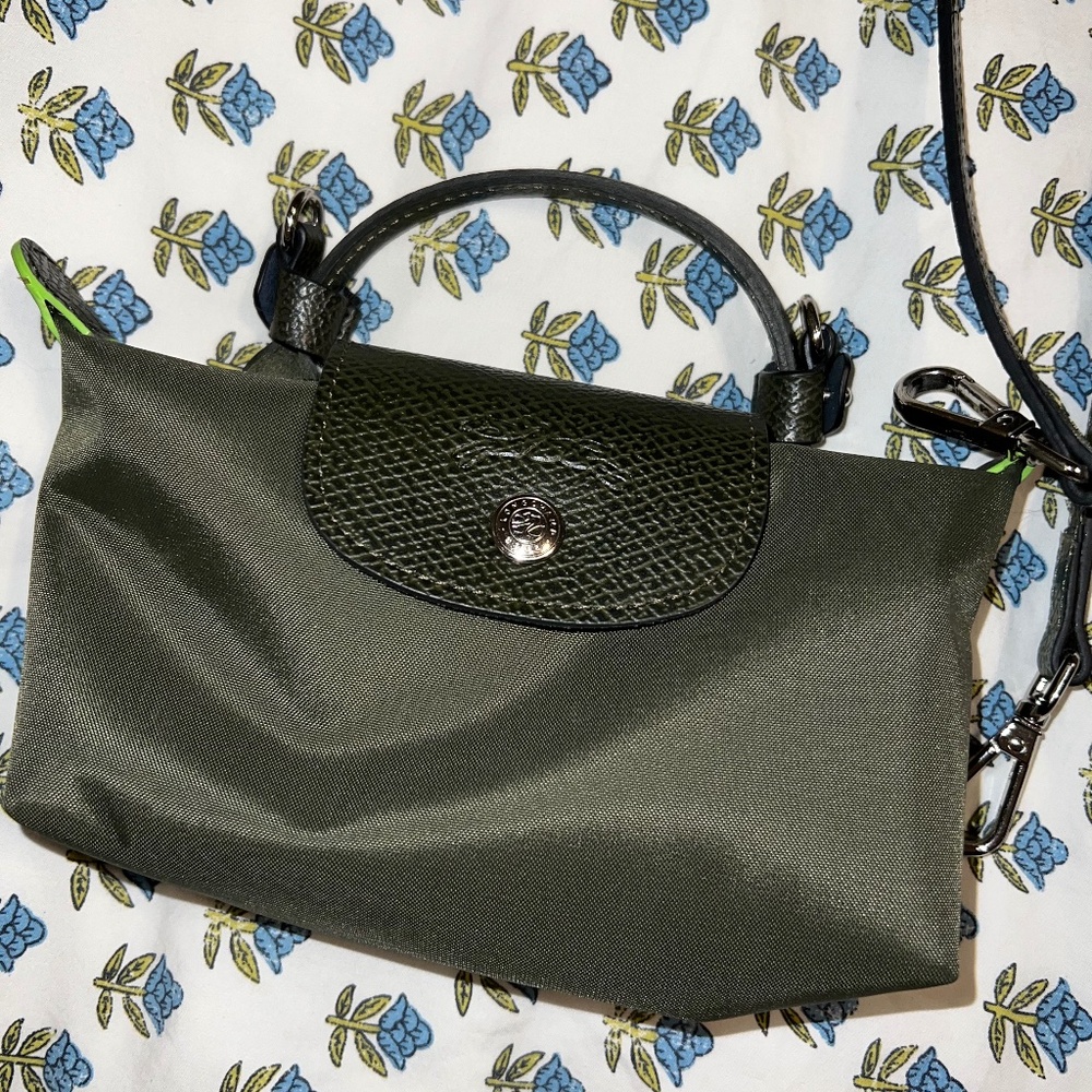 Longchamp Le Pliage Pouch with Handle in Forest